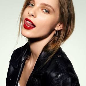 Meet your Posher, Jules